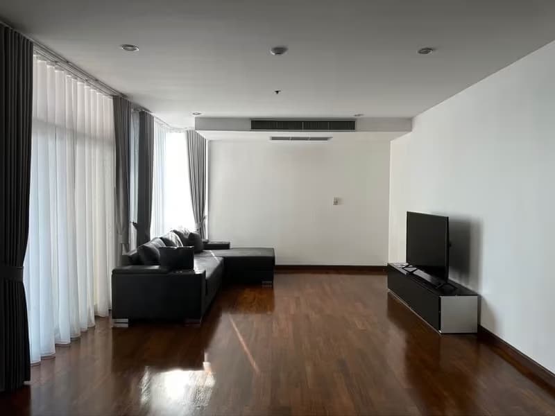 Grand Langsuan Condominium 