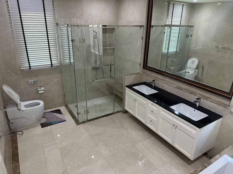 5 Bed House for Sale in Prawet