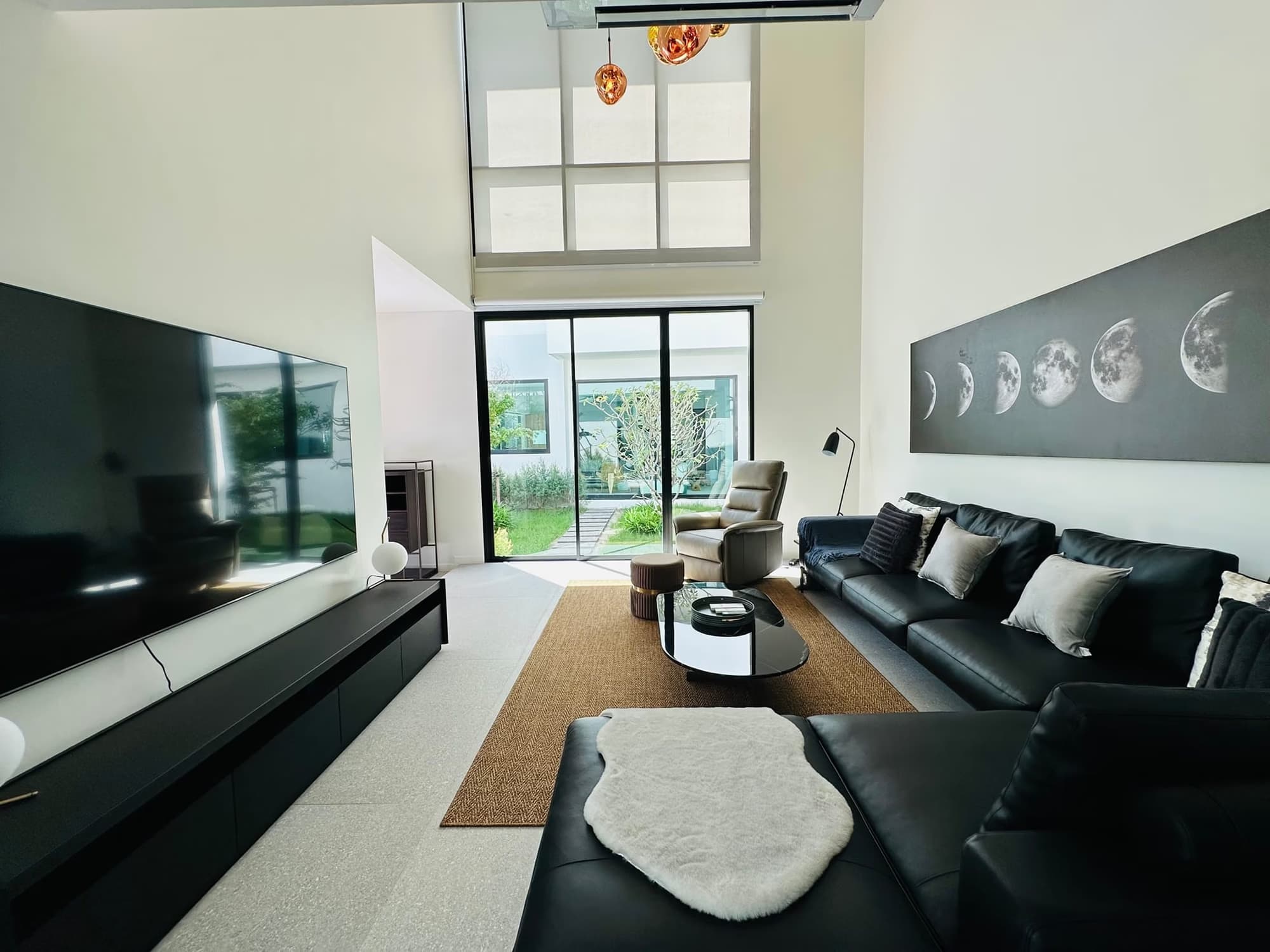 House for Rent in Sathon. - Image 1