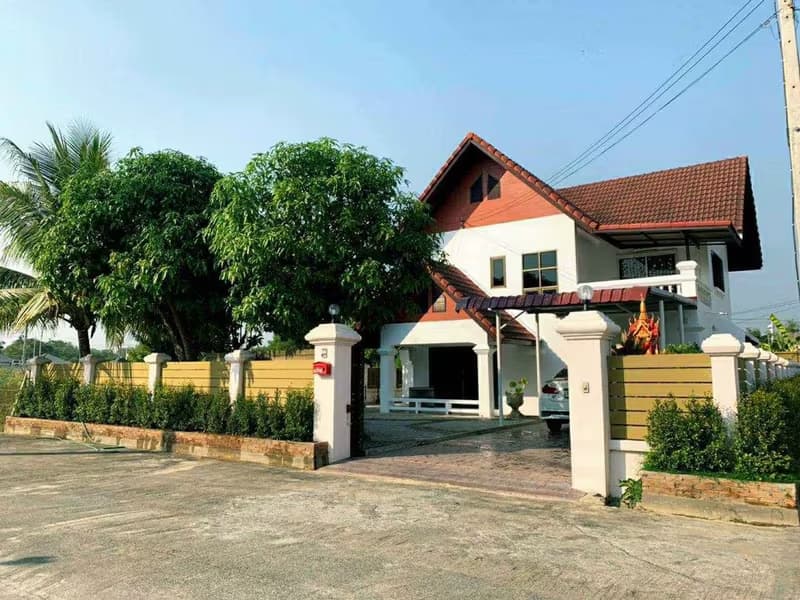 House for Rent in Nam Phrae, Hang Dong.  
