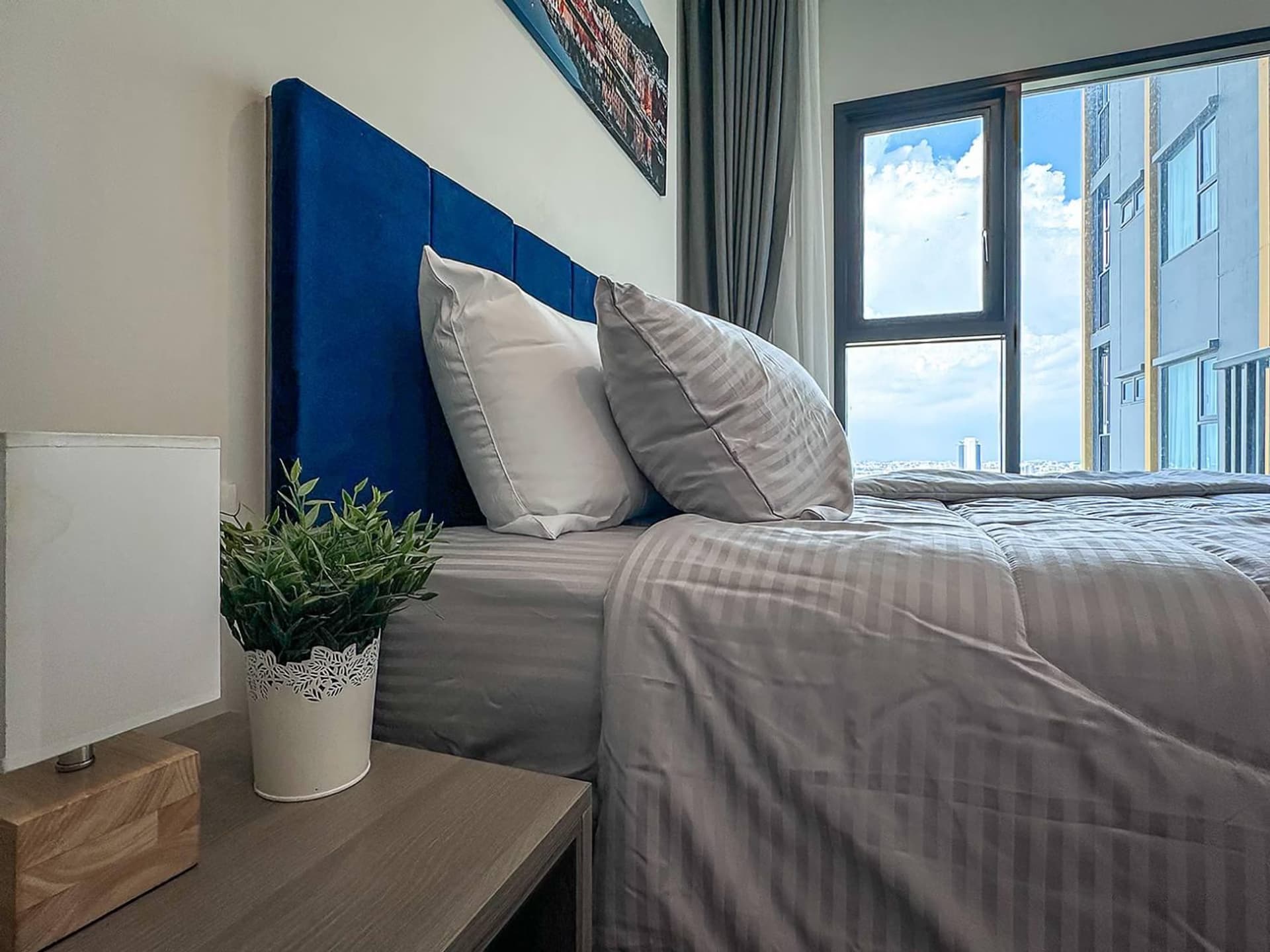 1 Bed Condo for Rent in undefined - Image 6