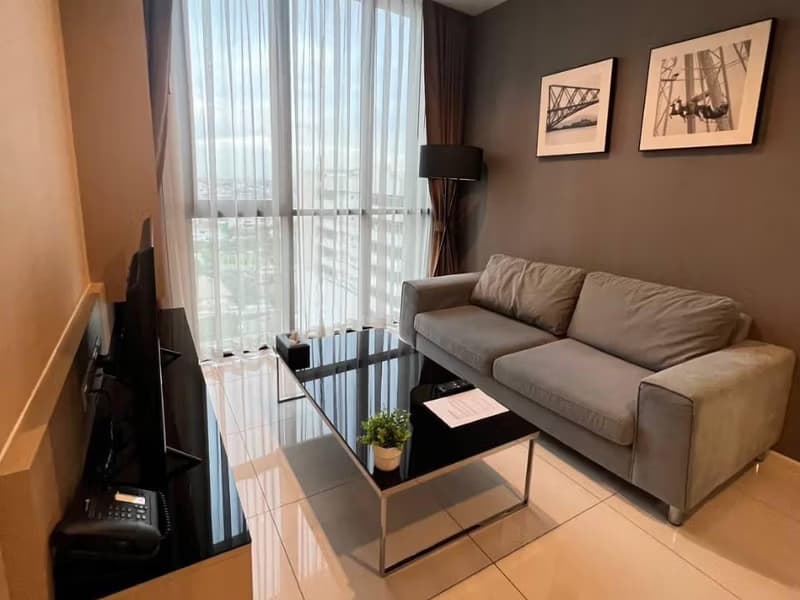 2 Bed Condo for Rent in Watthana