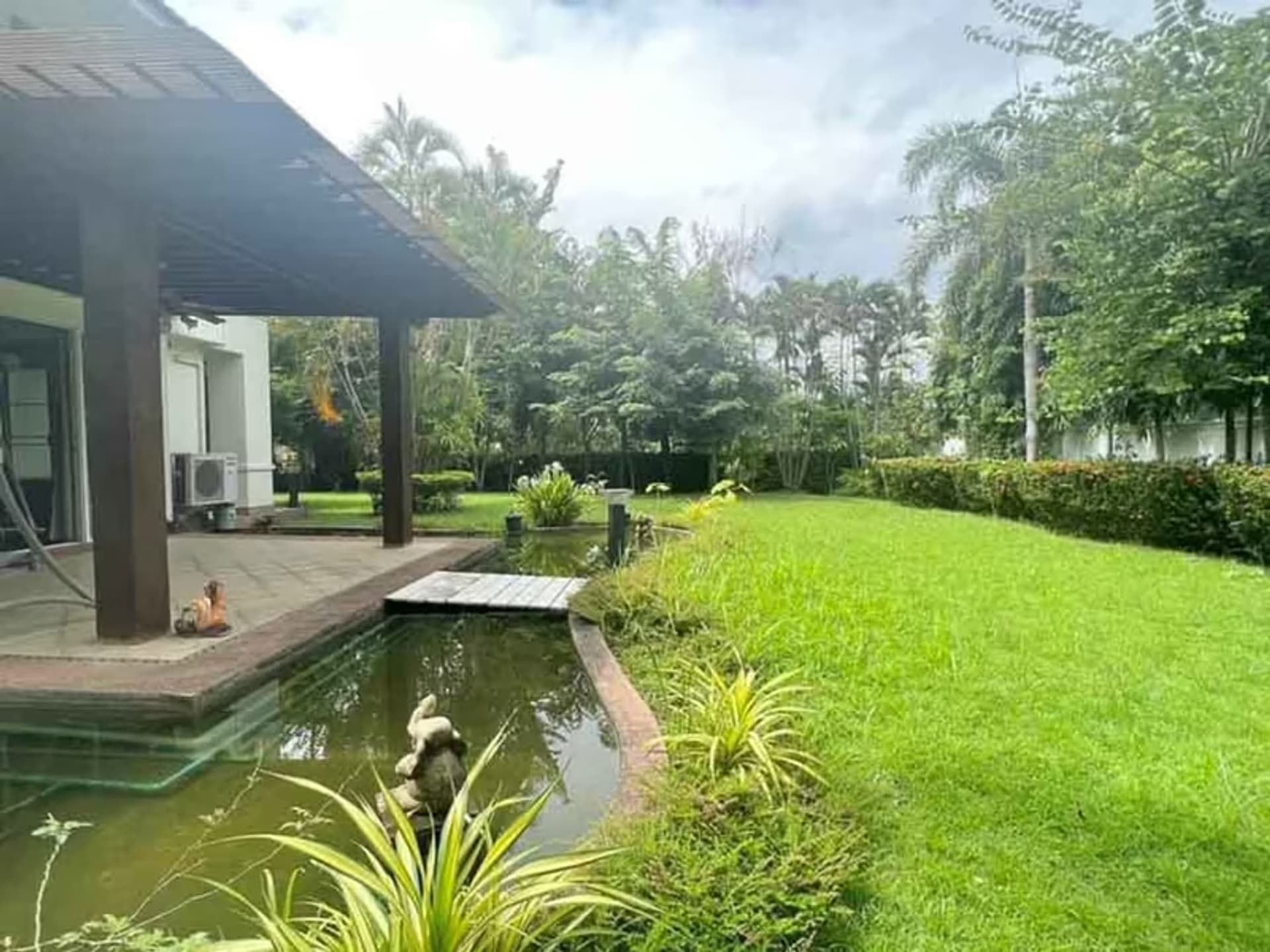 5 Bedroom House - Image 31