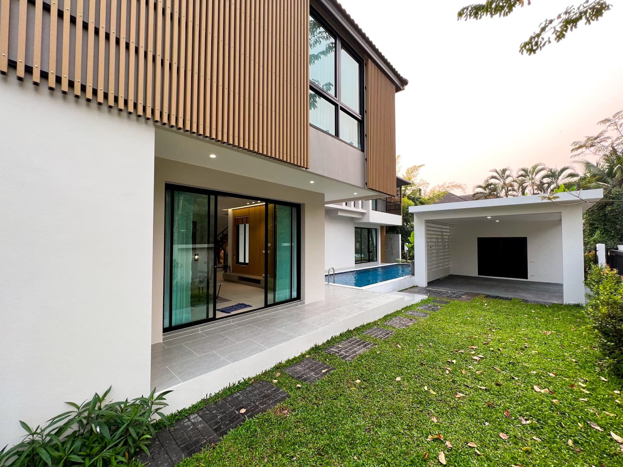 - Image 6