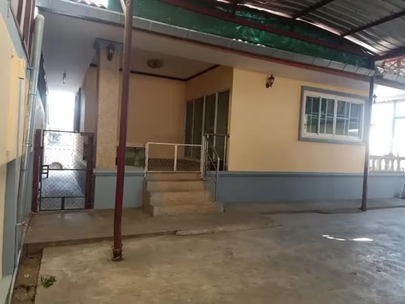 2 Bedroom House