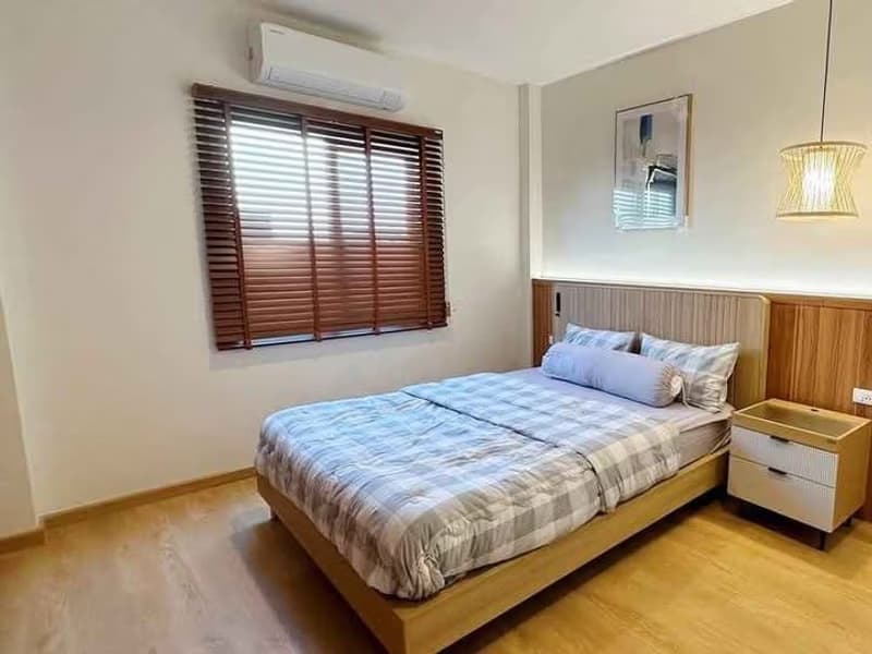 4 Bed House for Rent in Mueang Chiang Mai