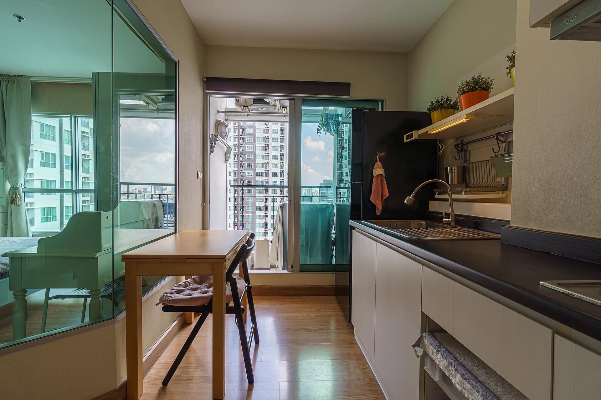 1 Bed Condo for Sale in Khlong Toei - Image 3