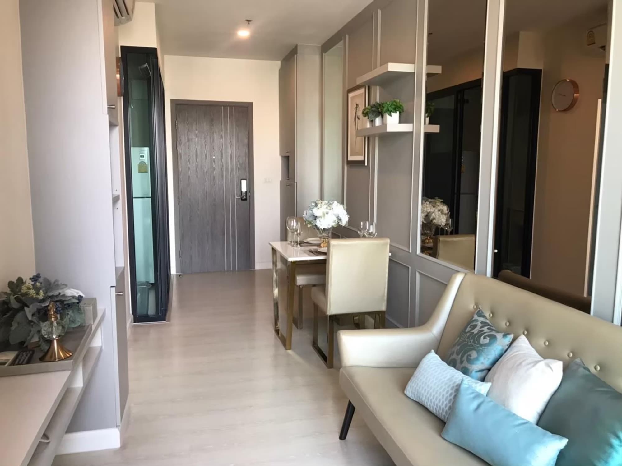  - Image 1