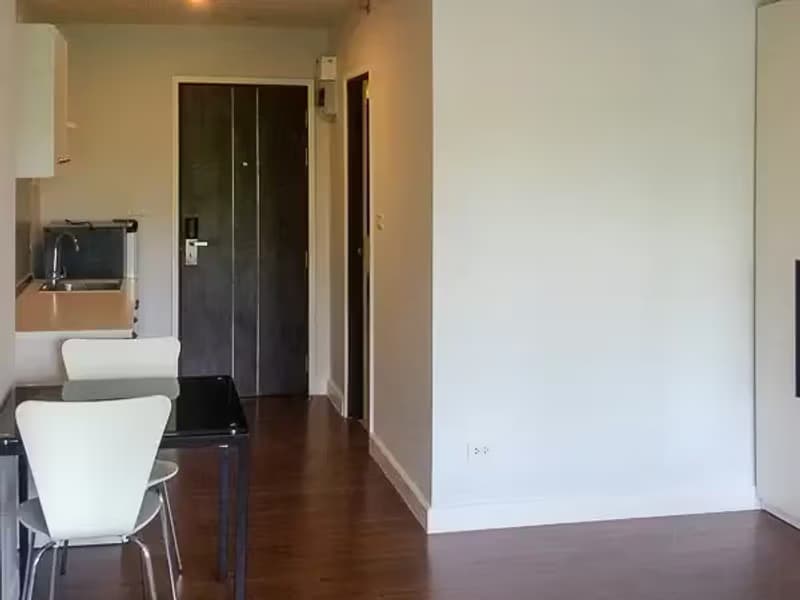 1 Bedroom Condo