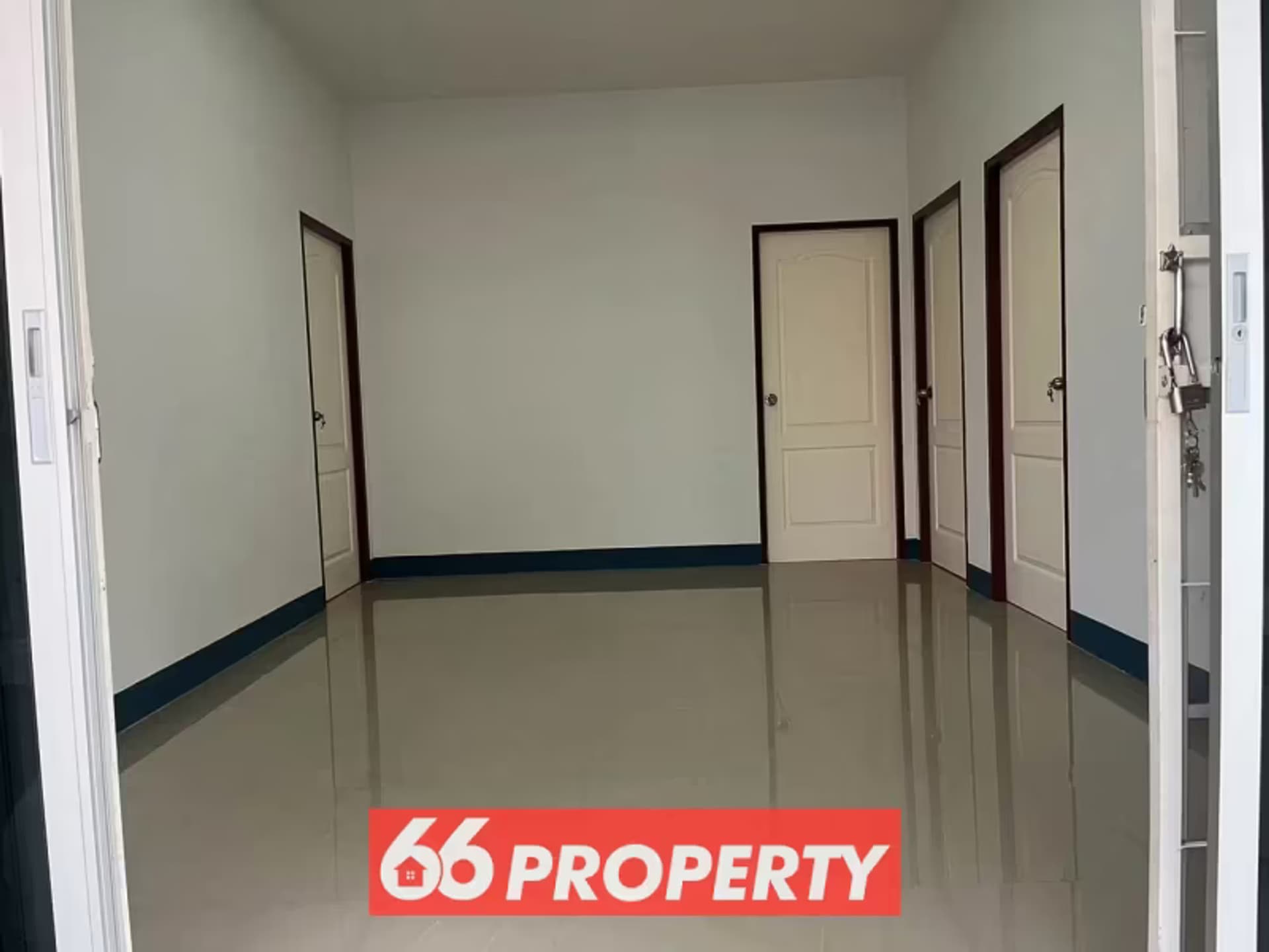 3 Bedroom House - Image 10