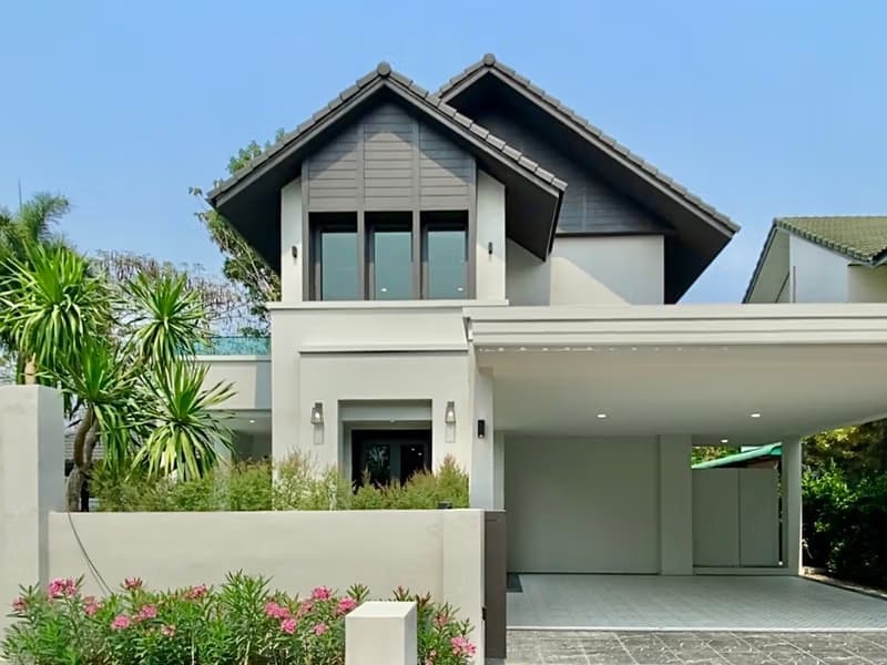 5 Bed House for Sale in Hang Dong District