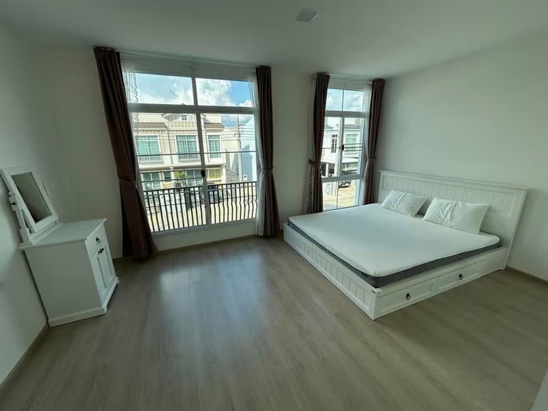 2 Bedroom Townhouse