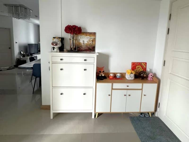 2 Bed Condo for Rent and Sale in Huai Khwang