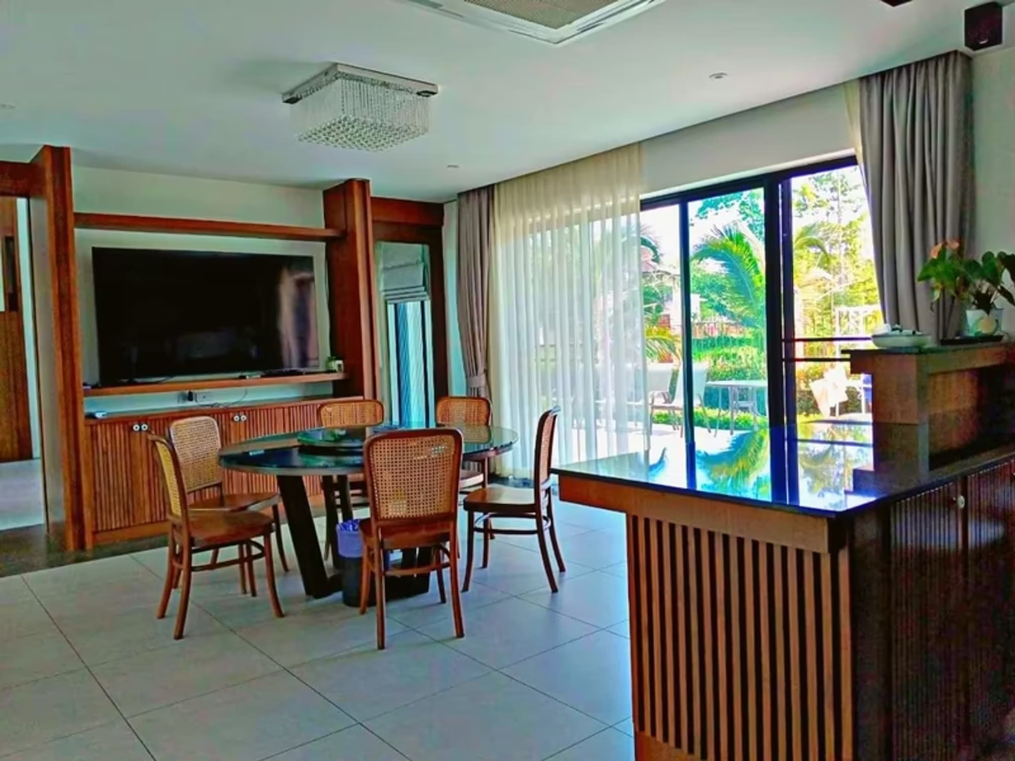 5 Bedroom House for Sale in Green Valley - Image 22