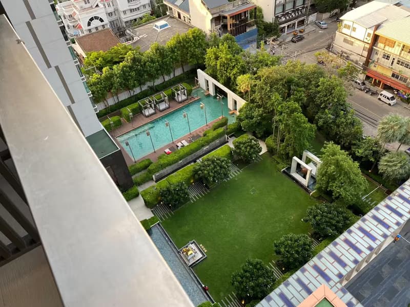 1 Bedroom Condo for Rent at The Address Sathorn