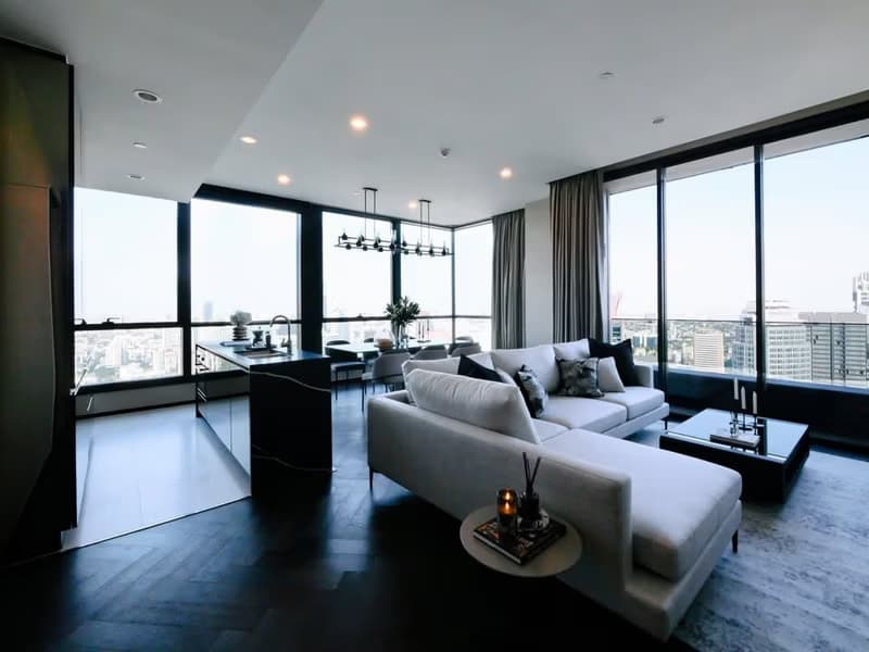 3 Bed Condo for Rent in Khlong Toei