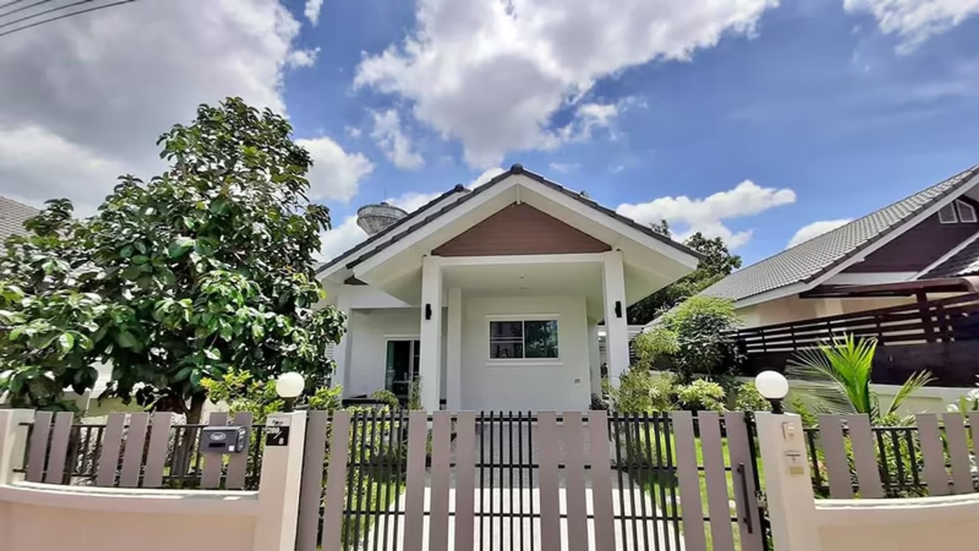 House for Rent in San Phi Suea, Mueang Chiang Mai. - Image 2