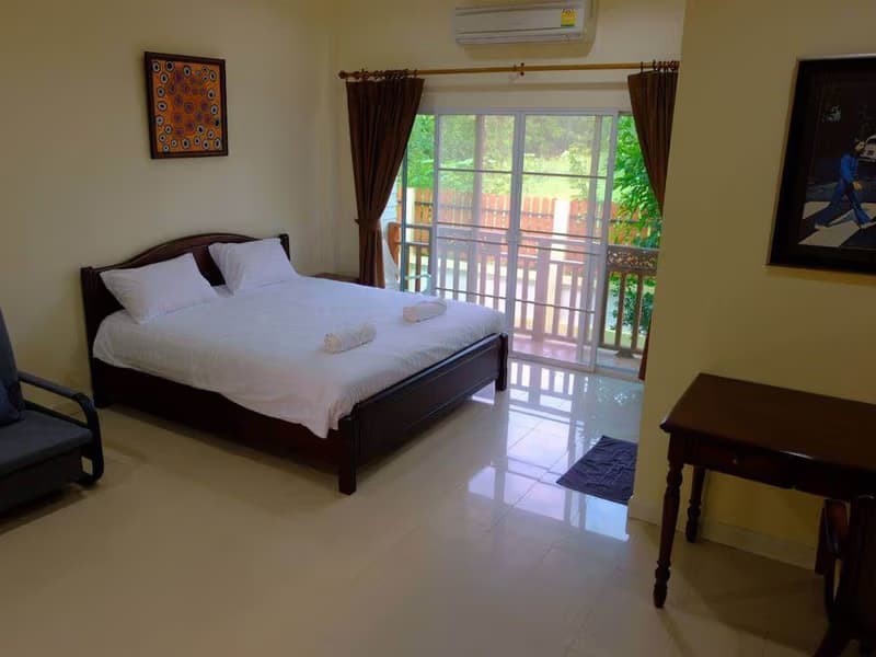 4 Bed House for Rent and Sale in Hang Dong