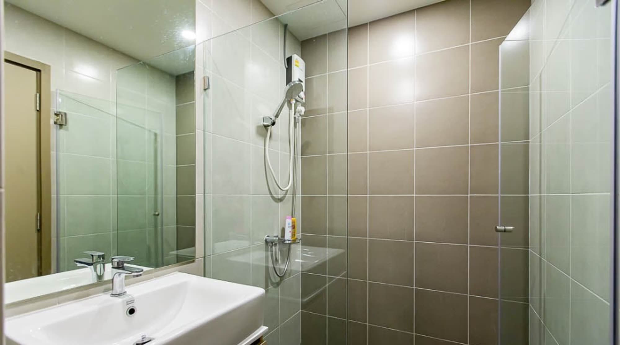 Studio for Sale in Bang Na - Image 5