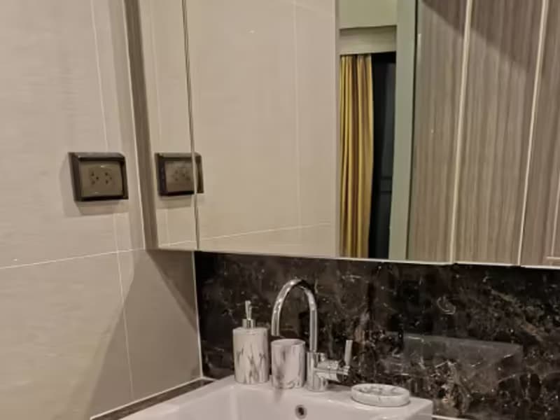 1 Bedroom Condo