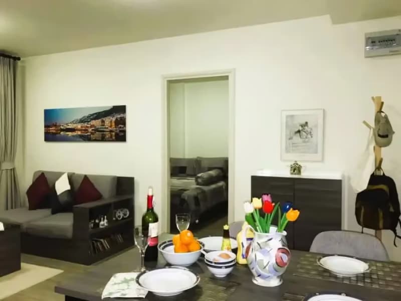 1 Bedroom Condo