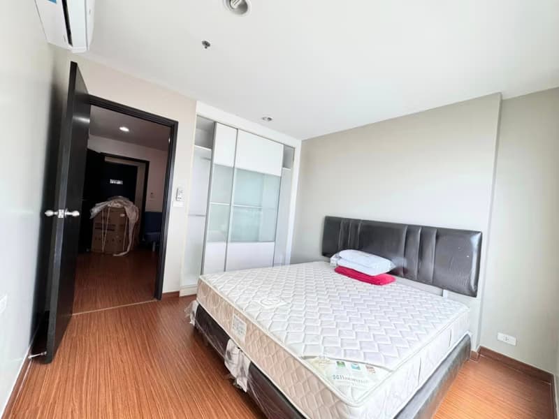1 Bed Condo for Rent in 