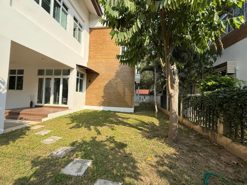 4 Bed House for Rent and Sale in อำเภอเมืองเชียงใหม่