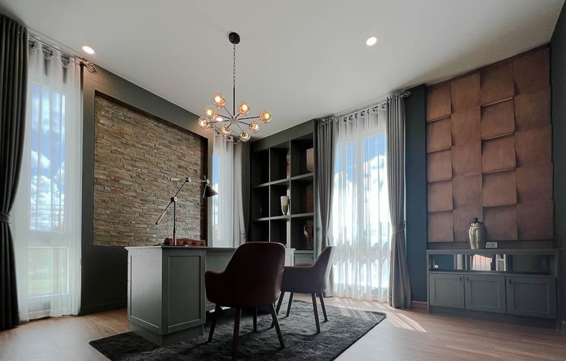5 Bedroom House - Image 8