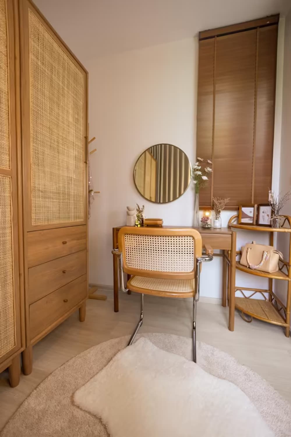 1 Bedroom Condo For Sale At Life One Wireless - Image 21