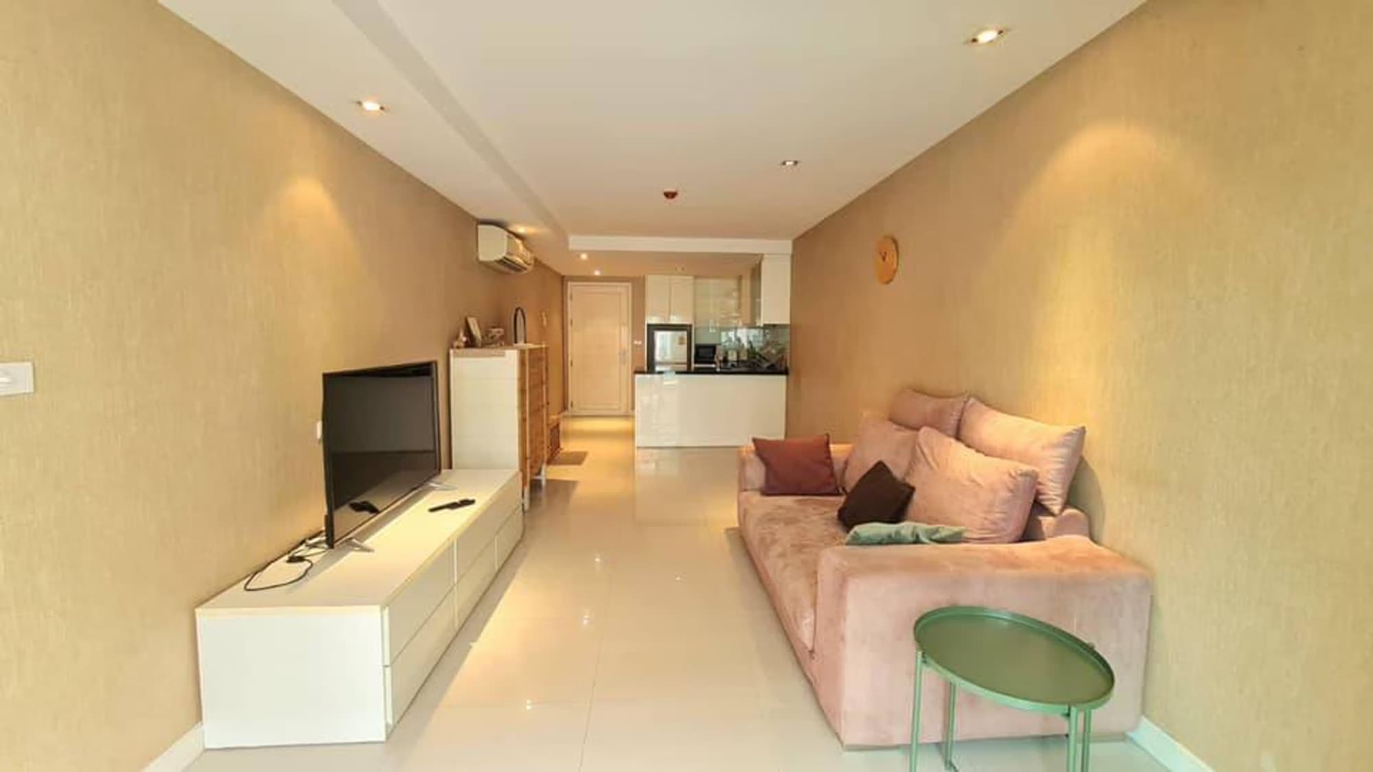  - Image 1