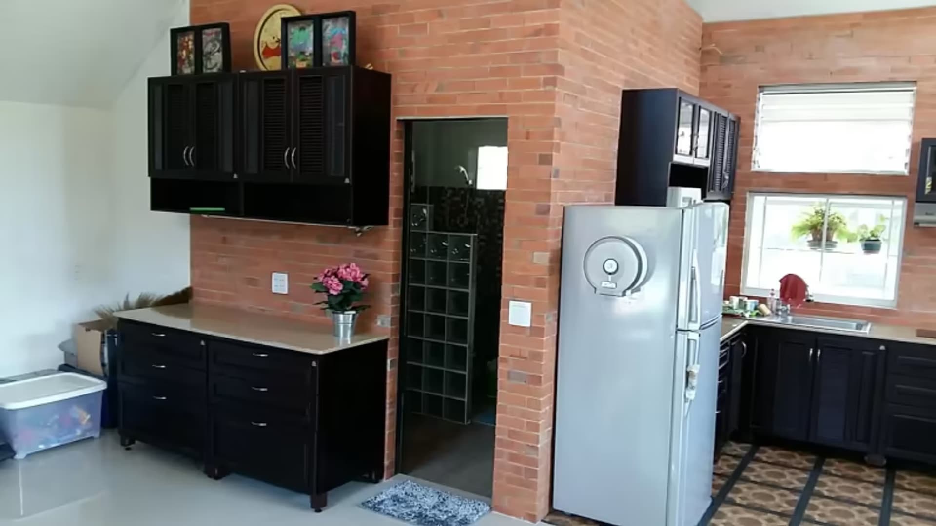 4 Bedroom House - Image 16