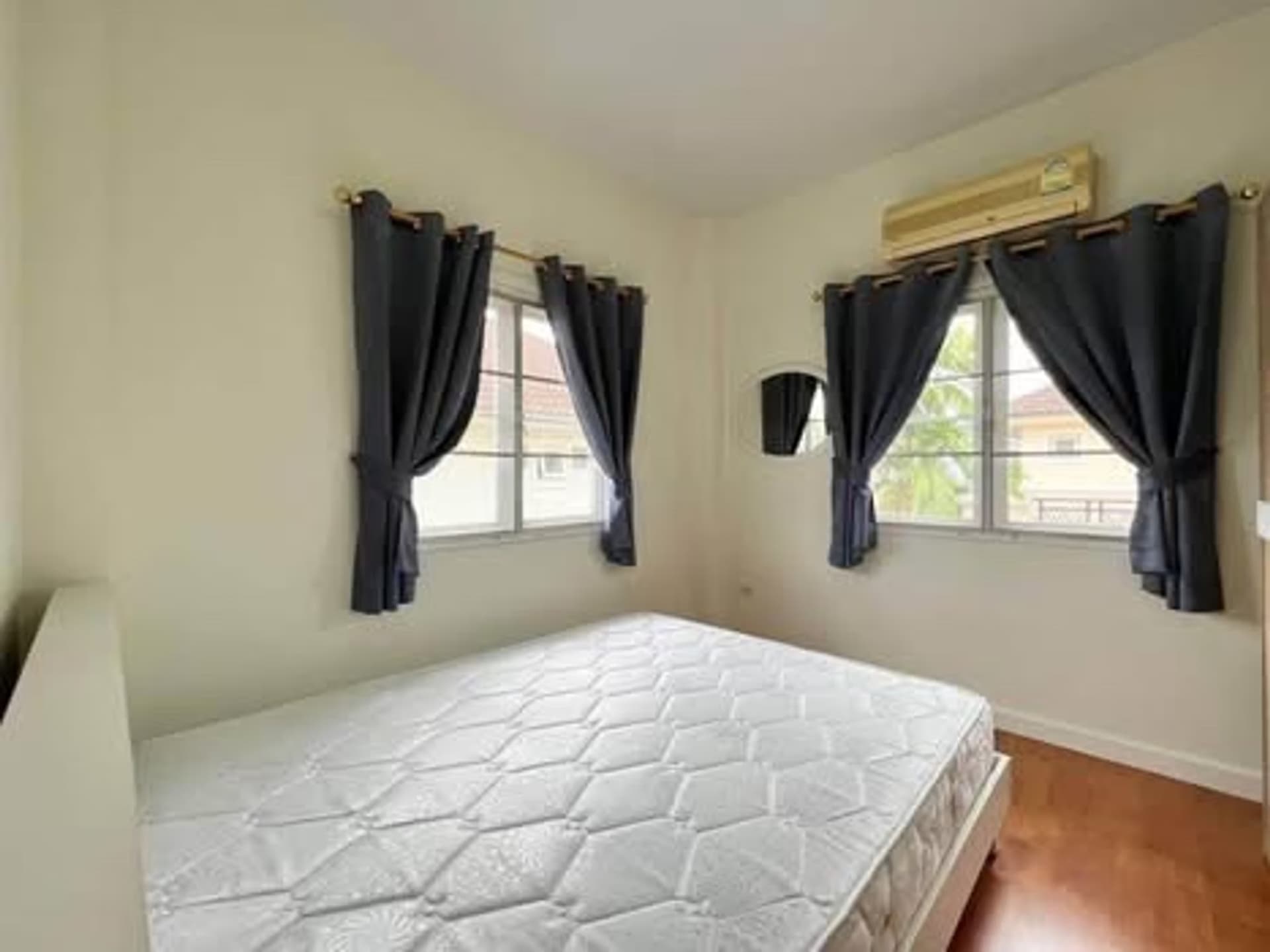4 Bed House for Rent in Hang Dong - Image 18