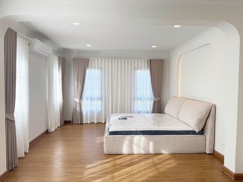 4 Bed House for Rent and Sale in Bang Phli, Samut Prakan