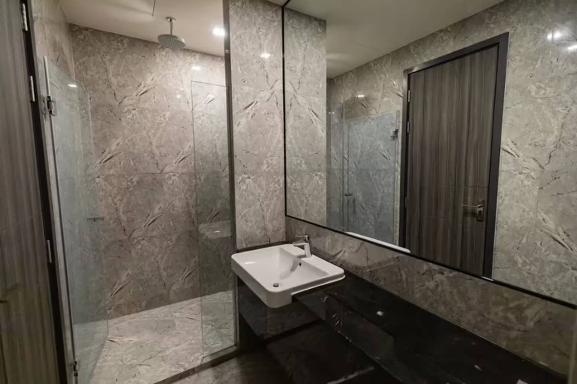  Condo for Rent at Ashton Asoke - Image 2