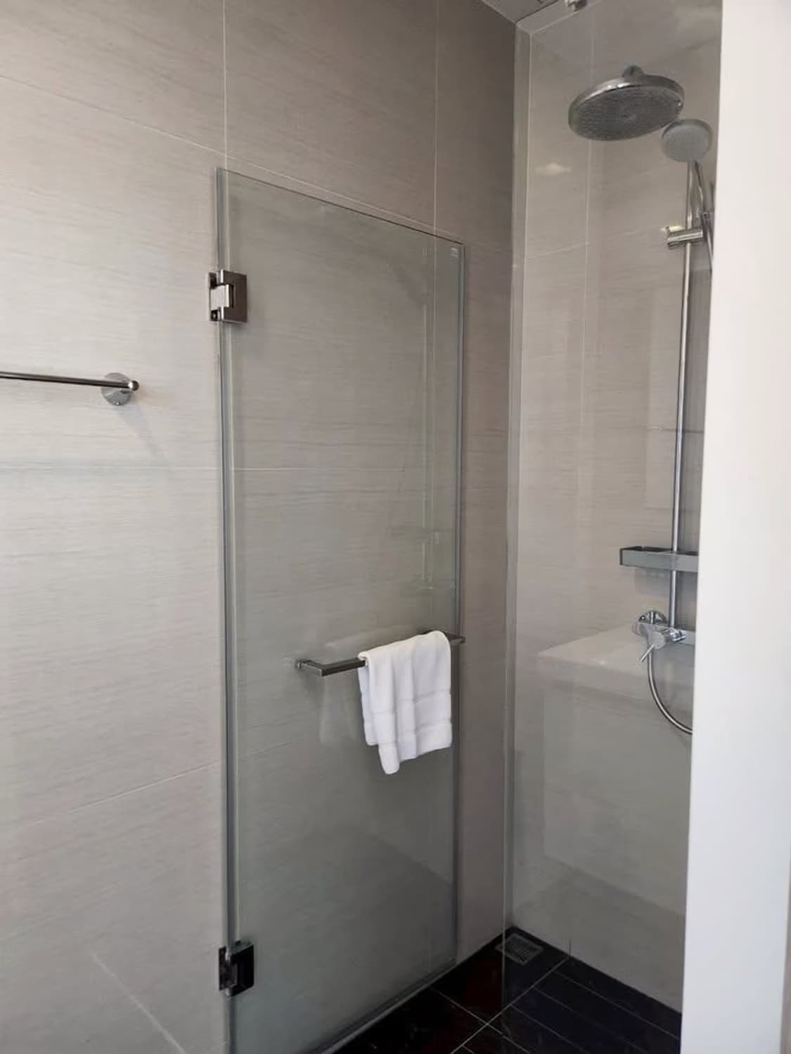 Studio Condo for Rent in Khlong Toei - Image 6