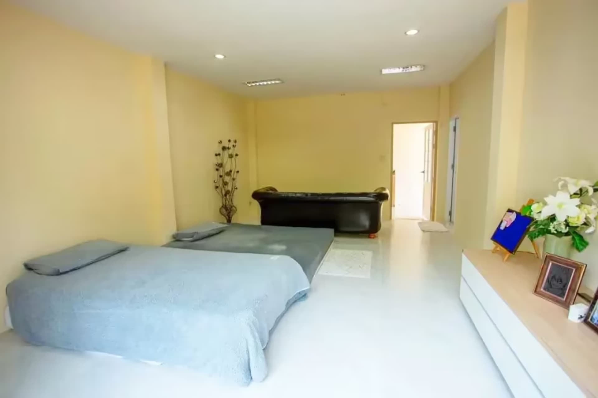 3 Bedroom House - Image 11