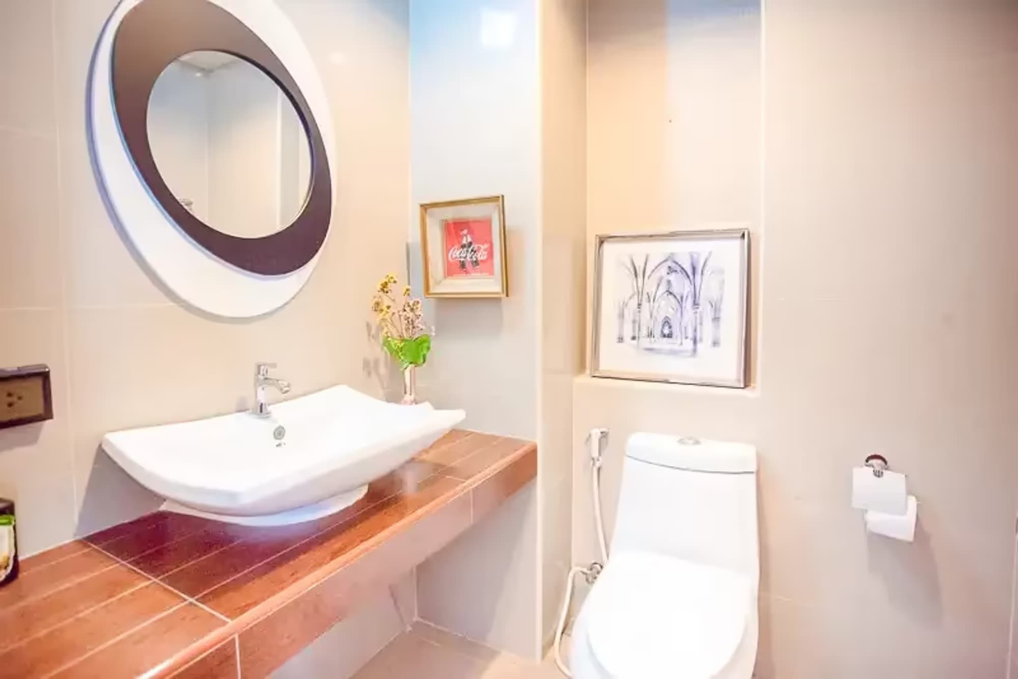 2 Bedroom Condo - Image 7