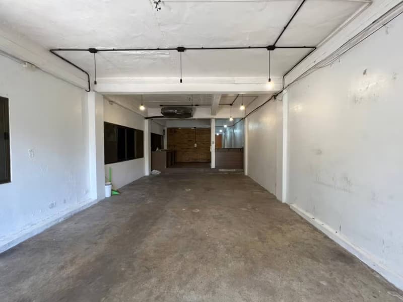 4 Bed Commercial for Sale in Mueang Chiang Mai