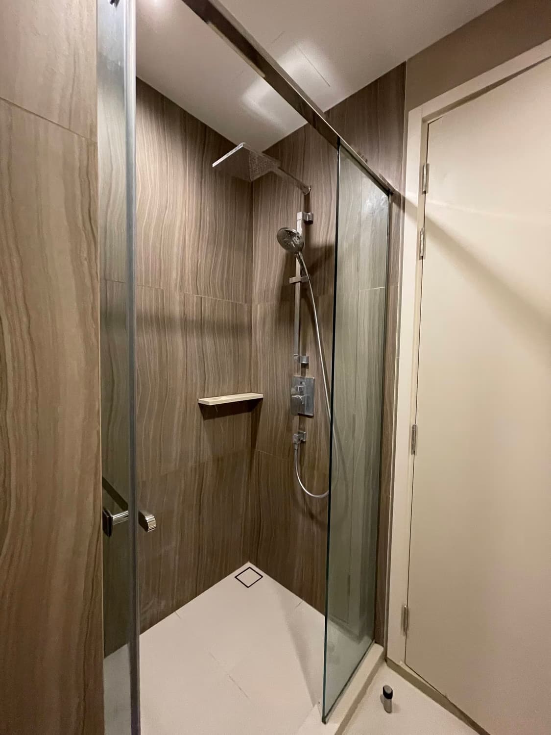 1 ห้องนอน Condo สำหรับ ขาย ใน Phaya Thai - Image 18