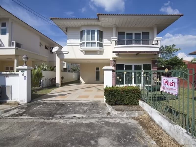 3 Bedroom undefined
