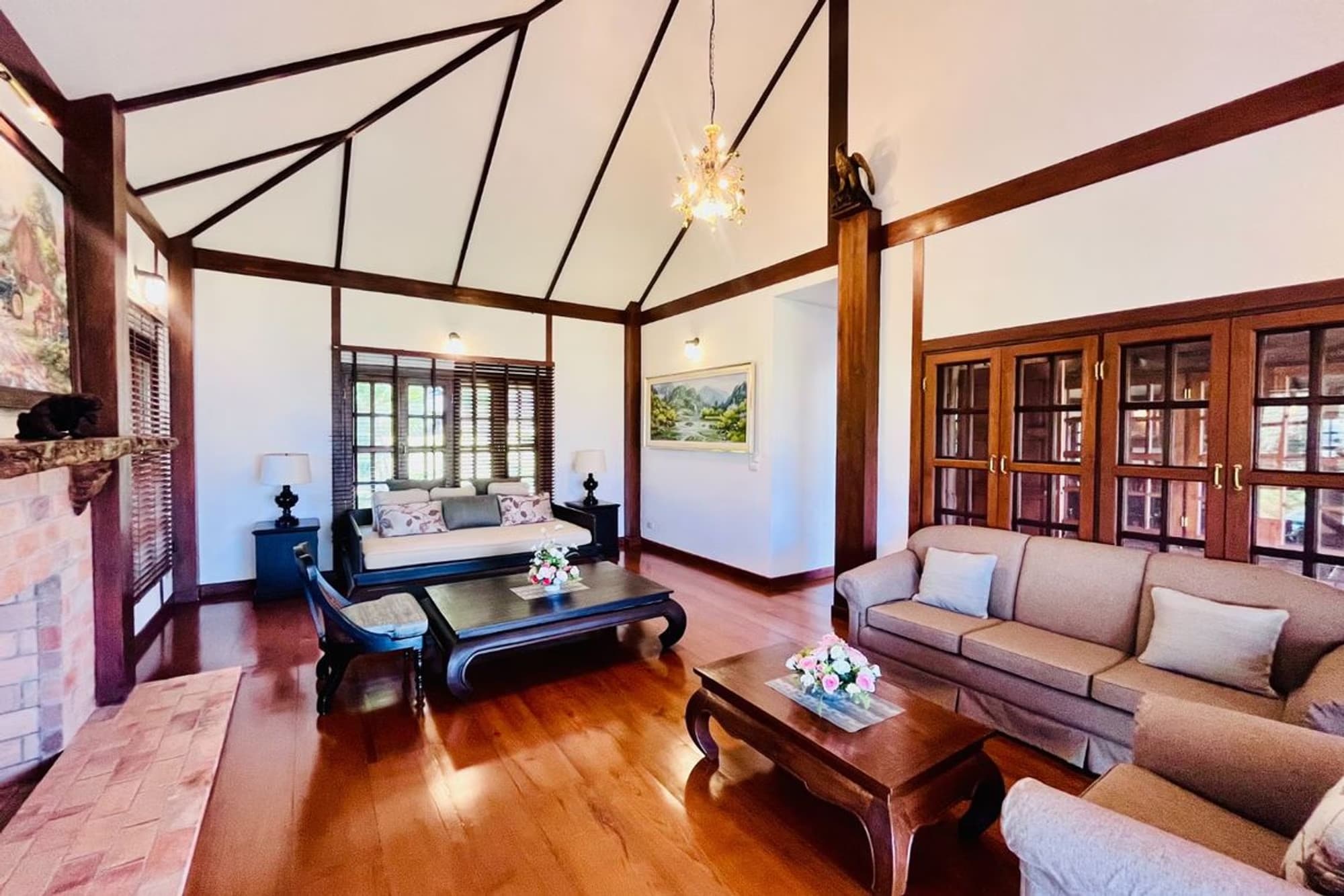 Swiss Style house for rent - 3 bedrooms, 4 bathrooms, surrounded by nature and stunning views - Image 10