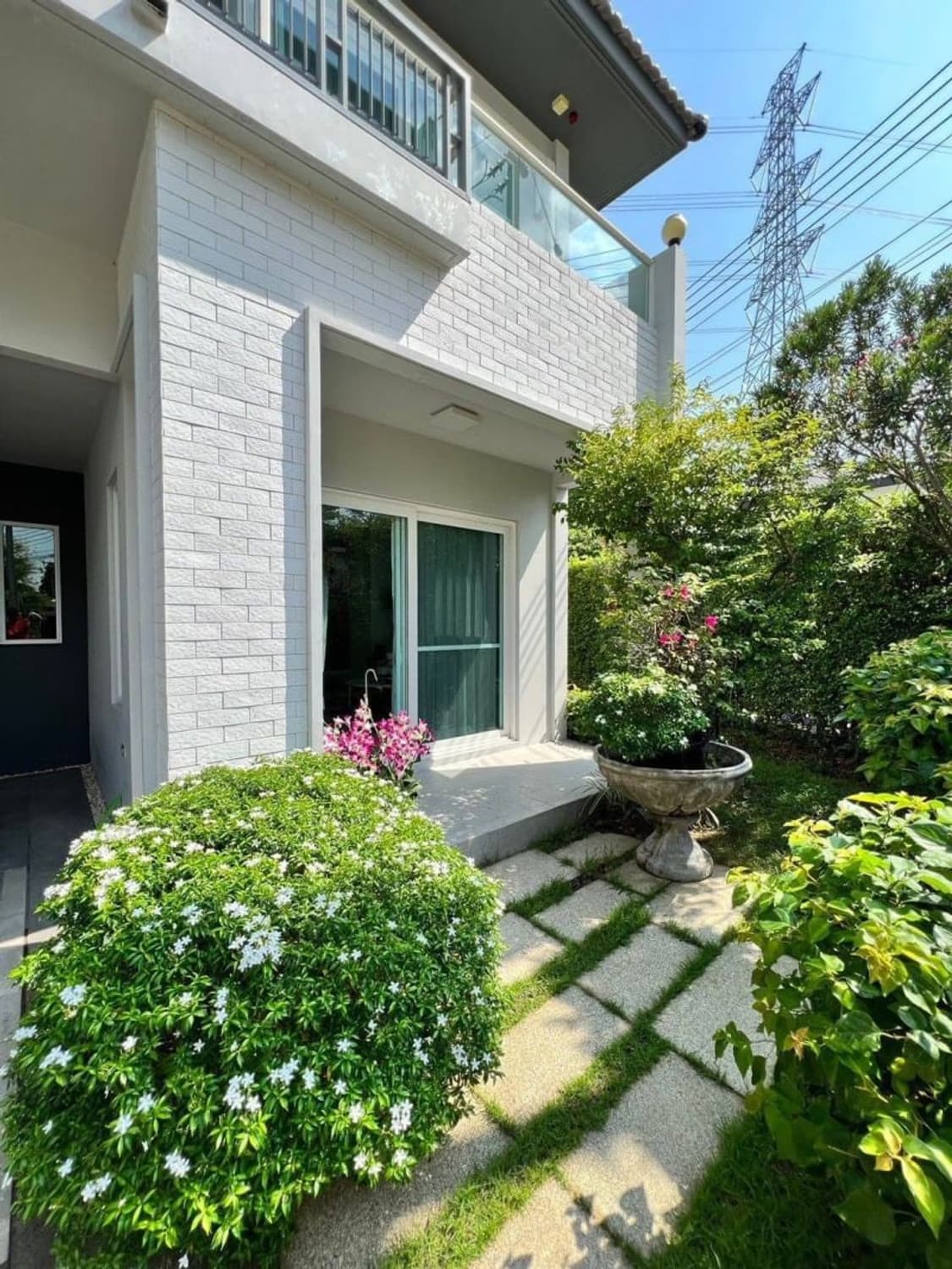 3 Bed House for Rent in undefined - Image 11