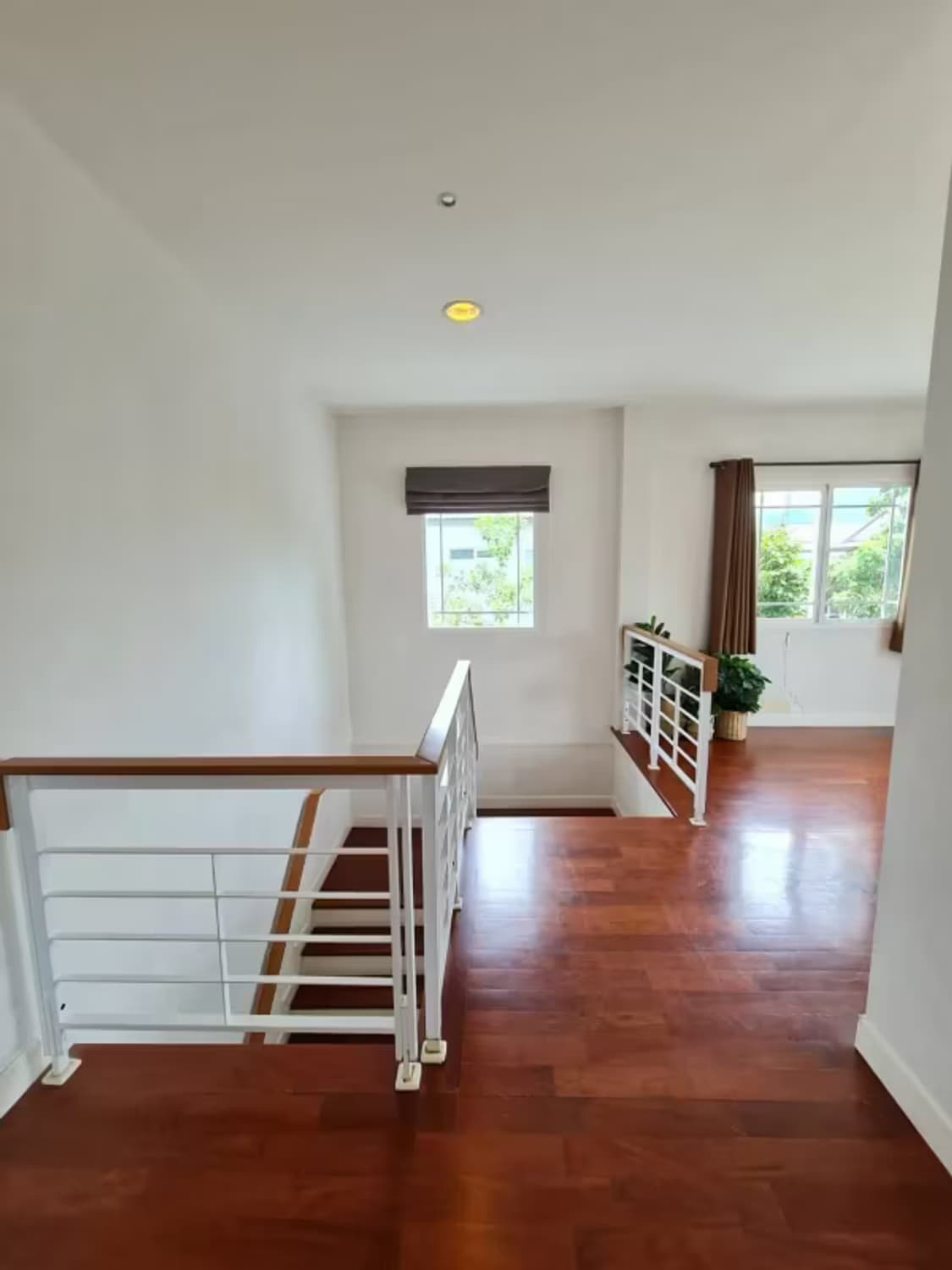 4 Bedroom House - Image 12