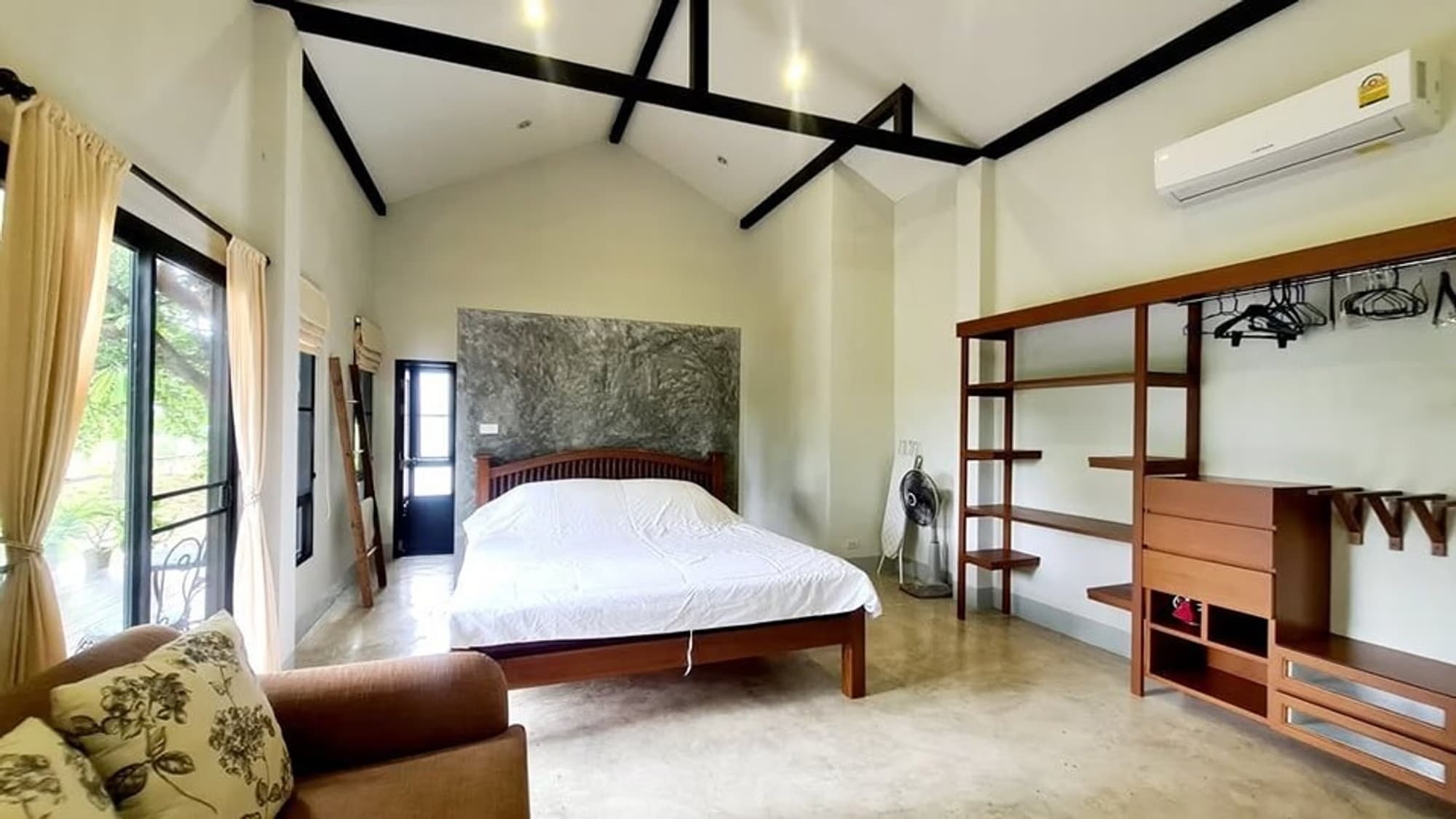 1 Bed House for Rent in Hang Dong - Image 21