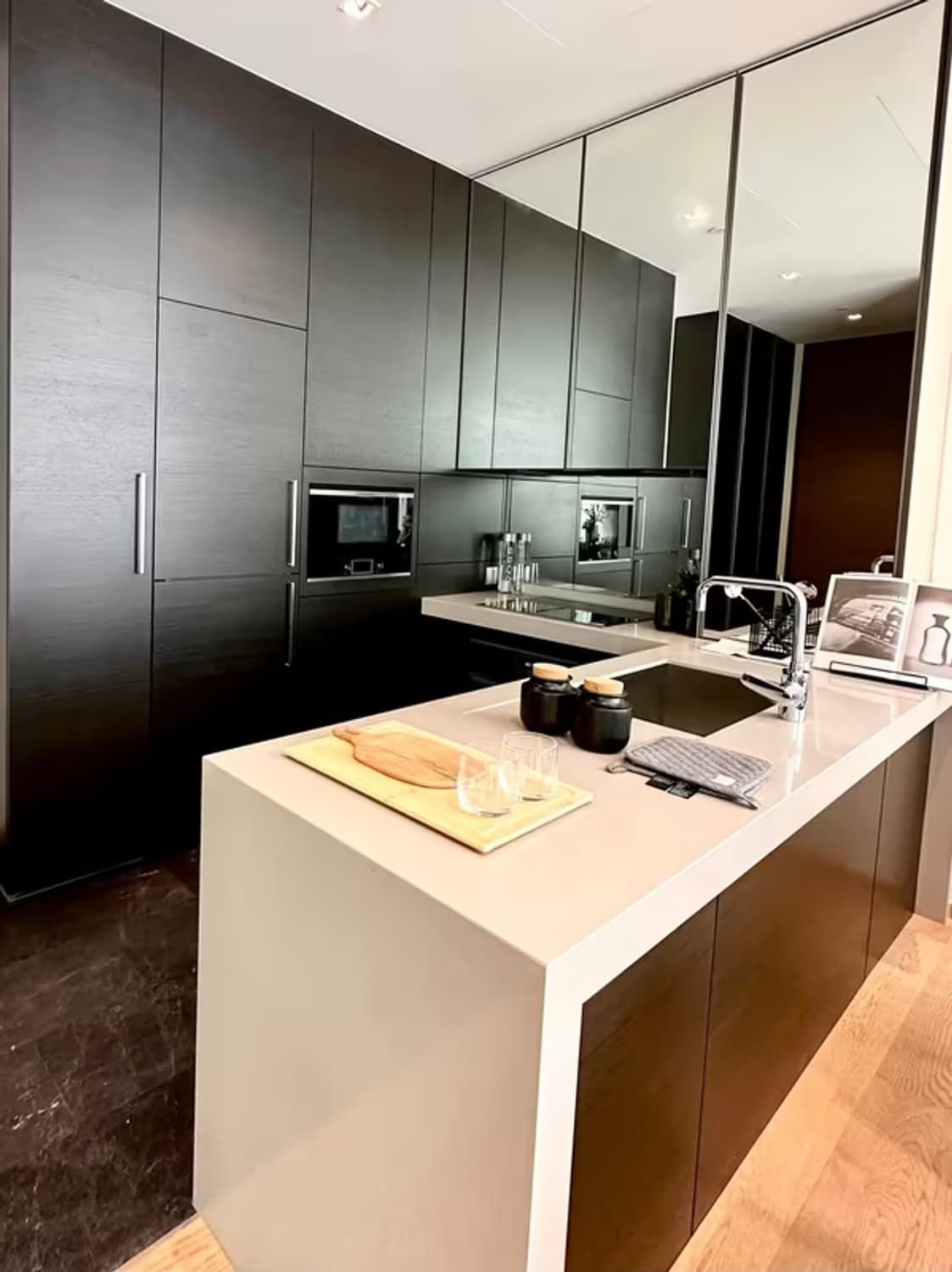  Condo for Rent, Sale at 28 Chidlom by SC Asset - Image 16