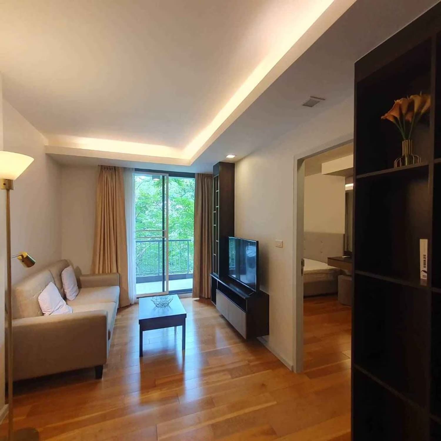 1 Bed Condo for Rent  Near Phloen Chit BTS - Image 1