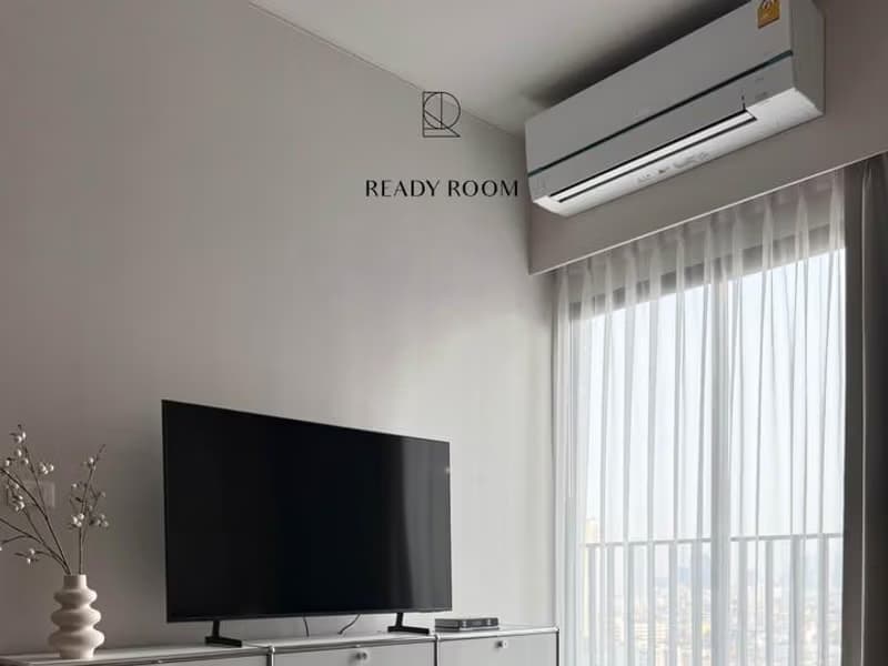 2 Bed Condo for Rent in Khlong Toei