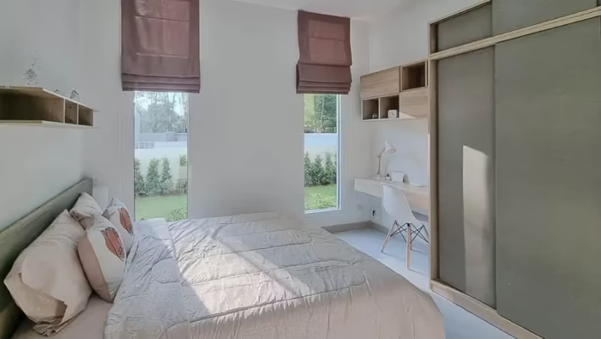 3 Bedroom House - Image 9