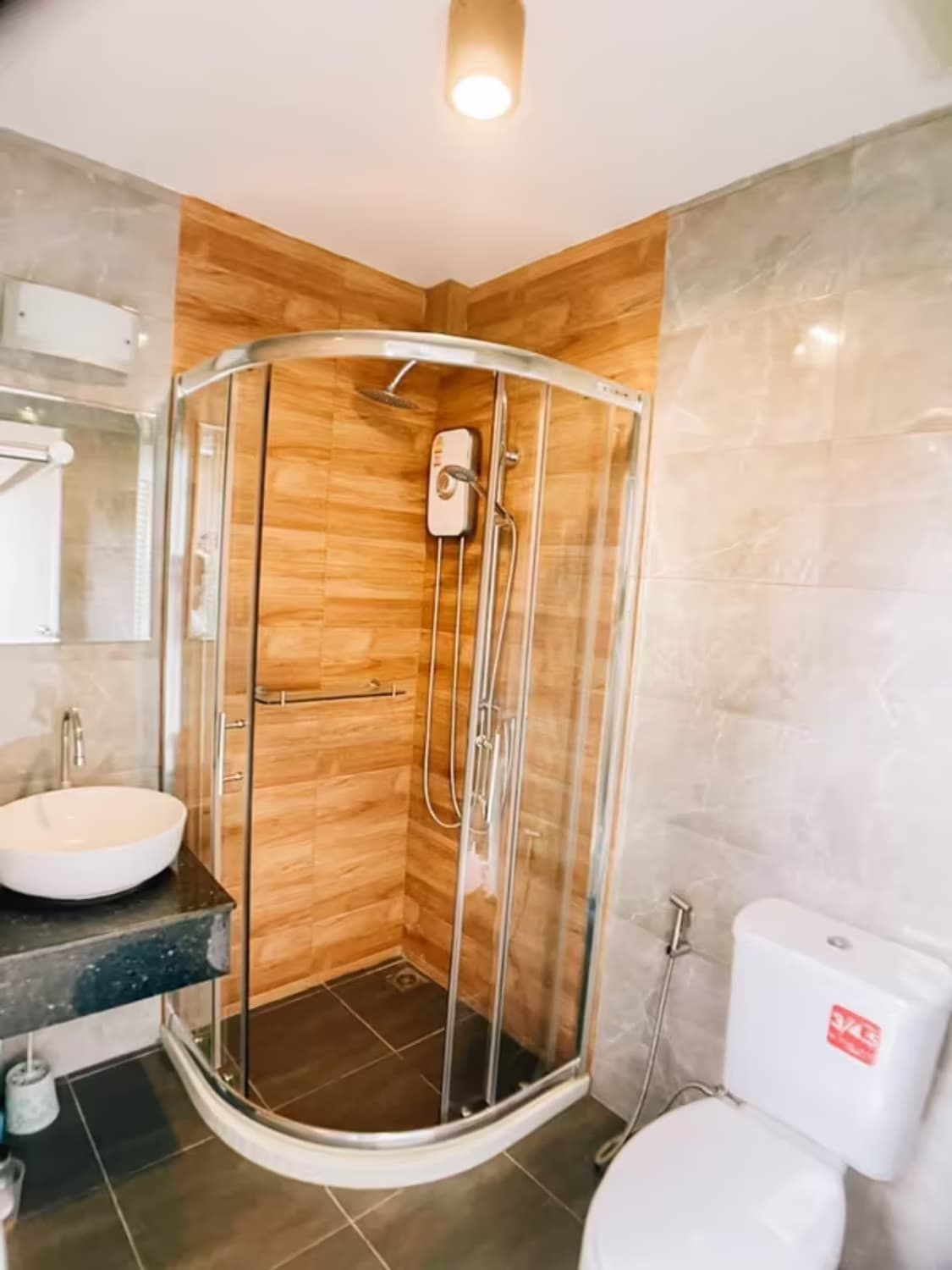 3 Bedroom House - Image 4