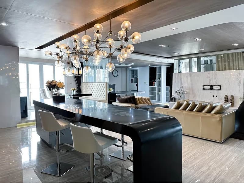 3 Bed Condo for Rent in Khlong Toei